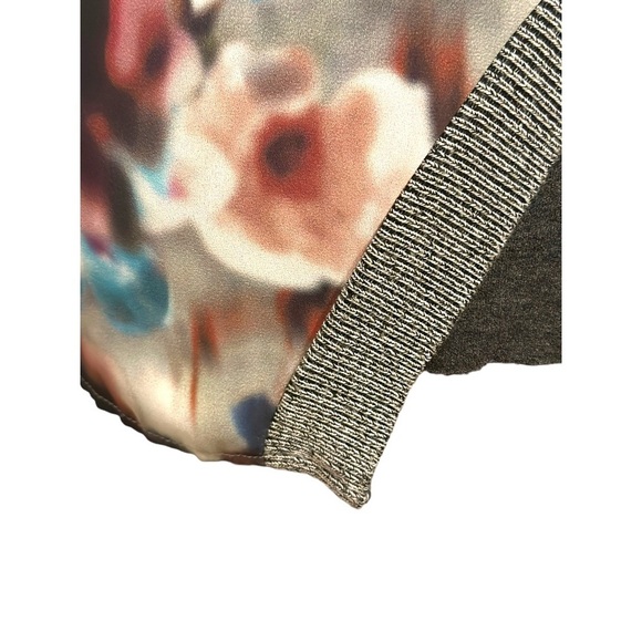 Zara Gray With Satin Watercolor Floral Overlay V-neck Knit Sweater Size Small - Picture 5 of 10